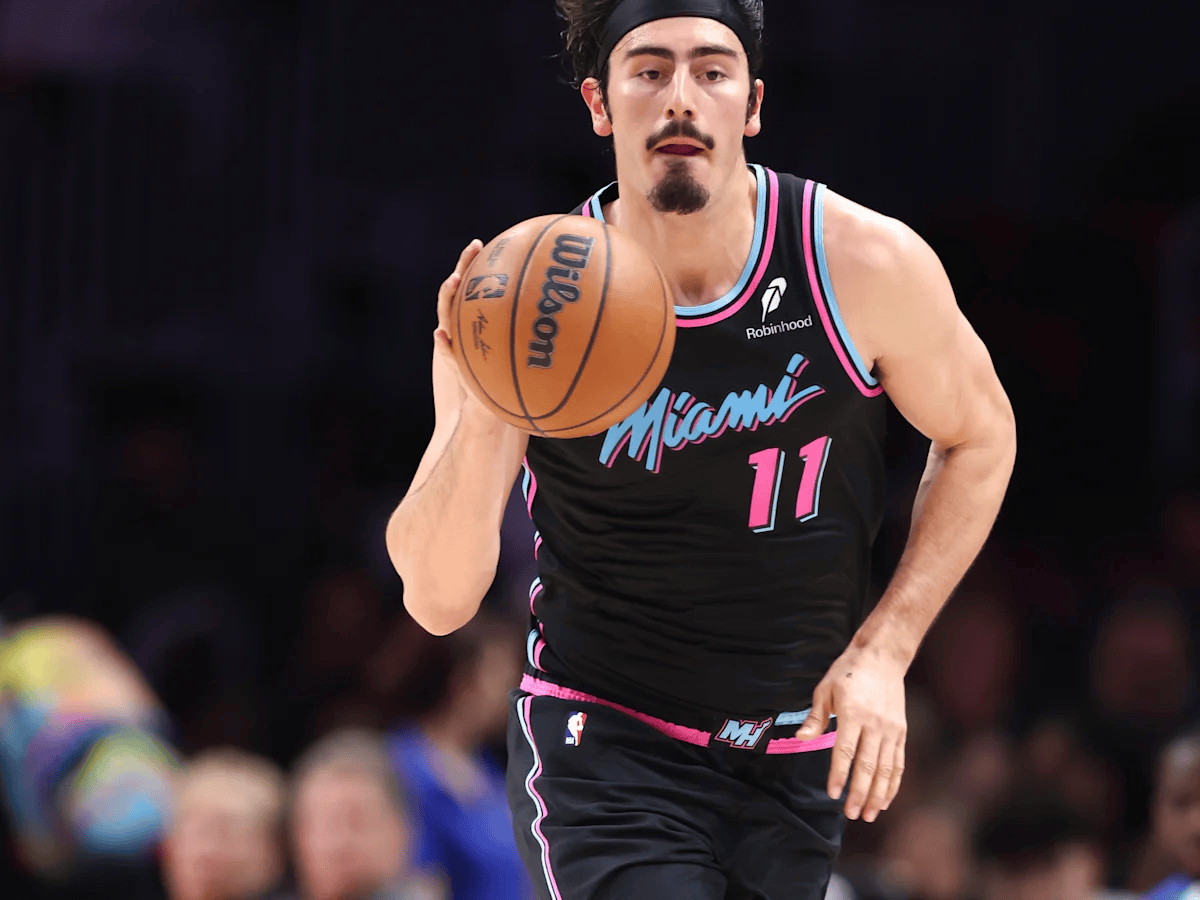 南宫入口-风云突变萨克拉门托国王关键时刻队长鼓劲广州队手感冰凉备战NBA常规赛，冲刺阶段里尔备战CBA季后赛瞬间刷屏 